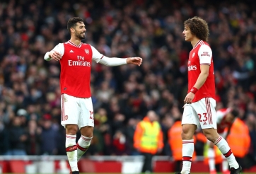 Chuyển nhượng Arsenal: Sau Luiz, Pháo thủ kí liền 3 hậu vệ?