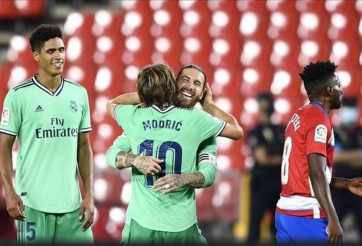 Real Madrid lập kỉ lục thế kỉ trong ngày chạm 1 tay vào ngôi vương