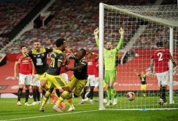 Vì sao MU không thay người trong những phút cuối đấu Southampton