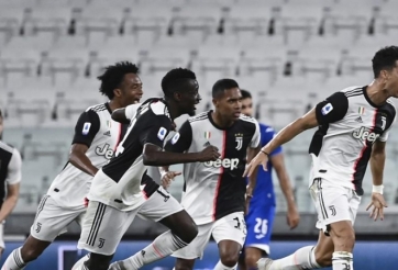 Cagliari vs Juventus: Tất cả vì Ronaldo