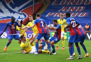 Sút gần 20 quả trong 100 phút, Brighton nhọc nhằn cầm hòa Crystal Palace