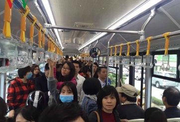 Buýt nhanh BRT đạt gần 54.000 lượt khách sau 5 ngày, sẽ phạt xe lấn làn buýt nhanh sau Tết