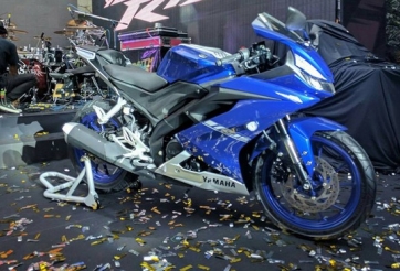 Mô tô giá rẻ Yamaha R15 3.0 mới tích cực 've vãn' Đông Nam Á