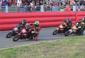 Giải đua xe Honda Việt Nam 2017 tại Bà Rịa: Gay cấn, máu lửa