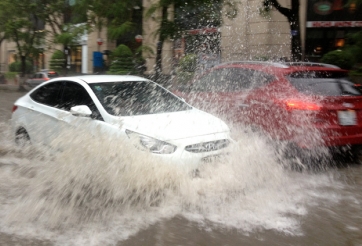 Cách xử lý khi xe ô tô bị ngập nước