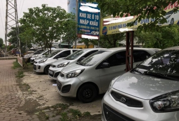 'Bật bãi' ở phố, lái buôn xe cũ lũ lượt chuyển về quê