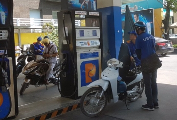 Giá xăng sẽ tăng mạnh vào ngày mai?