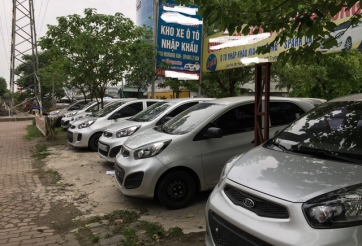 Buôn ô tô xe máy lâm nguy, cả ngàn DN chờ phá sản