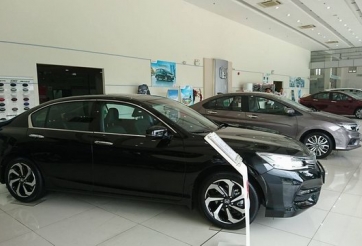 Thị trường ô tô tháng 07: Giá giảm kịch sàn vẫn ế dài