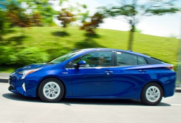 Chẳng ai dám mua, ô tô hybrid khó sống ở Việt Nam