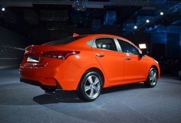 Hyundai chính thức giới thiệu sedan siêu rẻ, chỉ 280 triệu