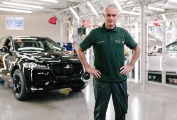 Mourinho 'tậu' siêu xe Jaguar F-Pace thứ 100.000