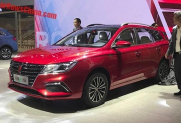 Ô tô điện 6 chỗ sang trọng, ‘chất lừ' giá chỉ 378 triệu