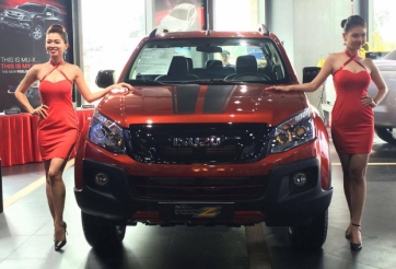 Xả hàng xe 2016, Isuzu D-Max ở Việt Nam còn 500 triệu đồng