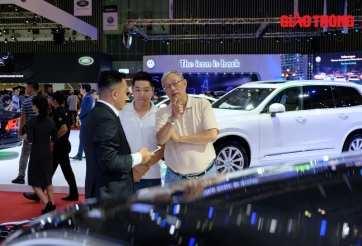 Công bố giá ô tô năm 2018: Người mua đã sẵn sàng?