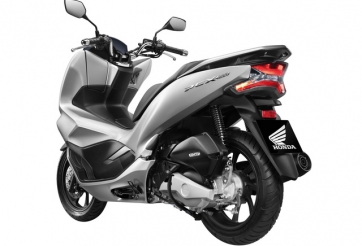 Honda Việt Nam chính thức giới thiệu PCX 2018