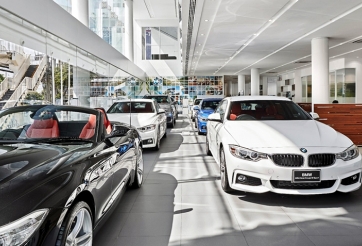 Ô tô BMW giảm gần 600 triệu, xe sang mất giá mạnh