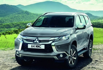 Nhiều xe Mitsubishi giảm giá hàng trăm triệu đồng