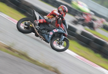 “Thiêu đốt” sáng chủ nhật Bình Dương