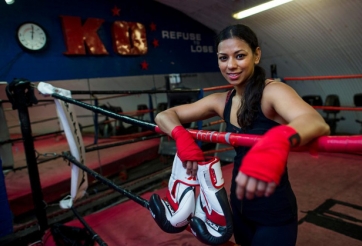 Ruqsana Begum: Nữ võ sĩ Hồi giáo vô địch Kickboxing dù bị gia đình cấm đoán