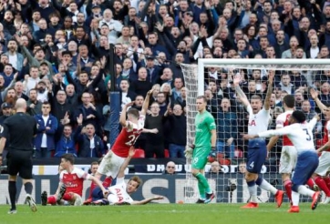 VIDEO: Kane gỡ hòa cho Tottenham trên chấm 11m