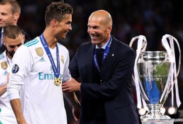 Gullit: 'Zidane đã thông minh khi rời Real cùng lúc Ronaldo'