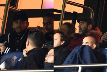 Cantona suýt đánh nhau với bố Neymar sau trận PSG gặp MU