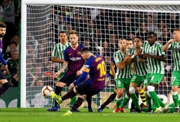 Messi - Từ vua rê dắt bóng đến chuyên gia sút phạt