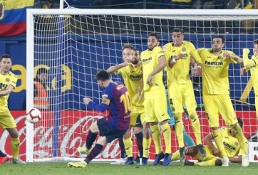 VIDEO: Ngả mũ trước siêu phẩm đá phạt đẳng cấp của Messi