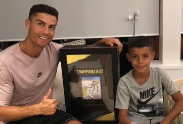Con trai Ronaldo ghi 7 bàn trong nửa hiệp cho U9 Juventus
