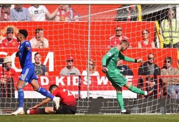 Thi đấu bạc nhược, MU thất bại trong ngày hạ màn Ngoại hạng Anh