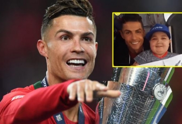 Hành động tuyệt vời của Ronaldo dành cho một CĐV nhí xấu số
