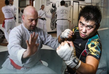 Võ sư Flores rời Việt Nam, sang Trung Quốc thách đấu Từ Hiểu Đông