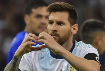 Messi bất ngờ giành Quả bóng vàng Copa America 2019