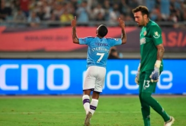 Hủy diệt West Ham, Man City lọt vào chung kết Premier League