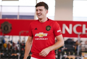 NÓNG: MU chính thức sở hữu trung vệ đắt giá nhất thế giới