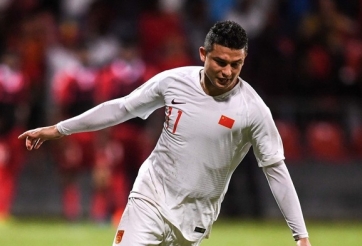 Tiền đạo nhập tịch lập cú đúp, Trung Quốc giành chiến thắng hủy diệt