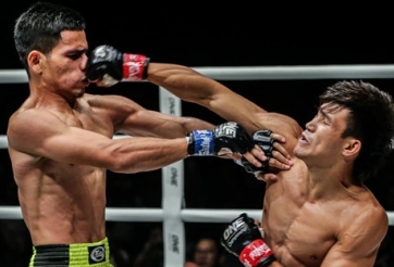 'Độc cô cầu bại' Việt Nam vào top khoảnh khắc ấn tượng nhất ONE Championship