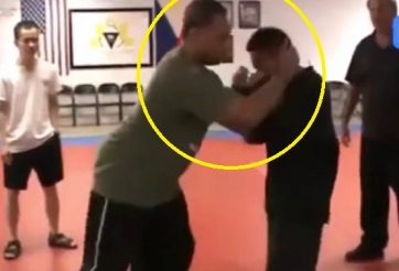 Cao thủ Kungfu Trung Quốc bẽ mặt trước võ sĩ Muay Thái