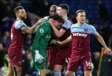 Chelsea bất ngờ gục ngã ngay tại Stamford Bridge