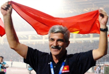 HLV Calisto gọi U22 Việt Nam vô địch SEA Games là 'thế hệ vàng'