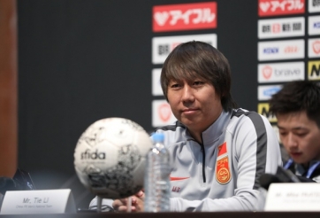 Tân HLV Trung Quốc: 'Tôi luôn chào đón các cầu thủ nhập tịch'