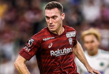 VIDEO: Cựu sao Barca mắc sai lầm tại Cúp C1 châu Á