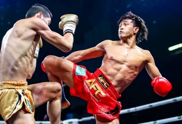 'Độc cô cầu bại' Việt Nam tung đòn hiểm hạ knock-out võ sĩ Trung Quốc