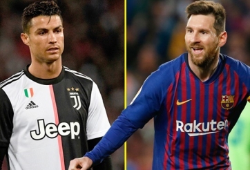 Messi đánh bại Ronaldo để trở thành cầu thủ vĩ đại nhất trong 25 năm qua