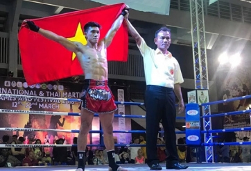 'Độc cô cầu bại' Việt Nam hạ gục võ sĩ Thái Lan, giành đai vô địch thế giới
