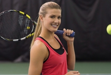 'Hoa khôi quần vợt' đấu giá chính bản thân lên tới 2 tỷ đồng