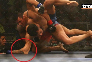 Võ sĩ người Mỹ gãy tay kinh hoàng sau khi bị đối thủ ném xuống sàn đấu