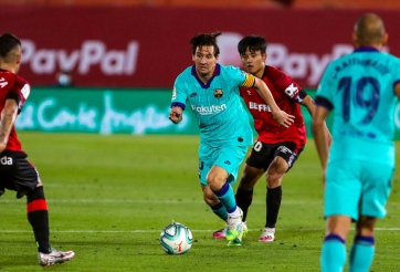 Messi tỏa sáng, Barca giành chiến thắng hủy diệt