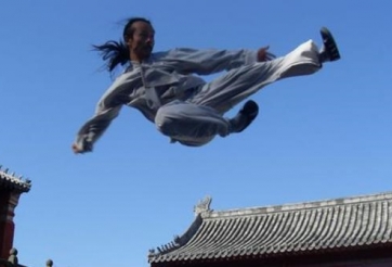 Cao thủ Võ Đang bị 'Gã điên' MMA khiêu chiến sau màn biểu diễn khinh công